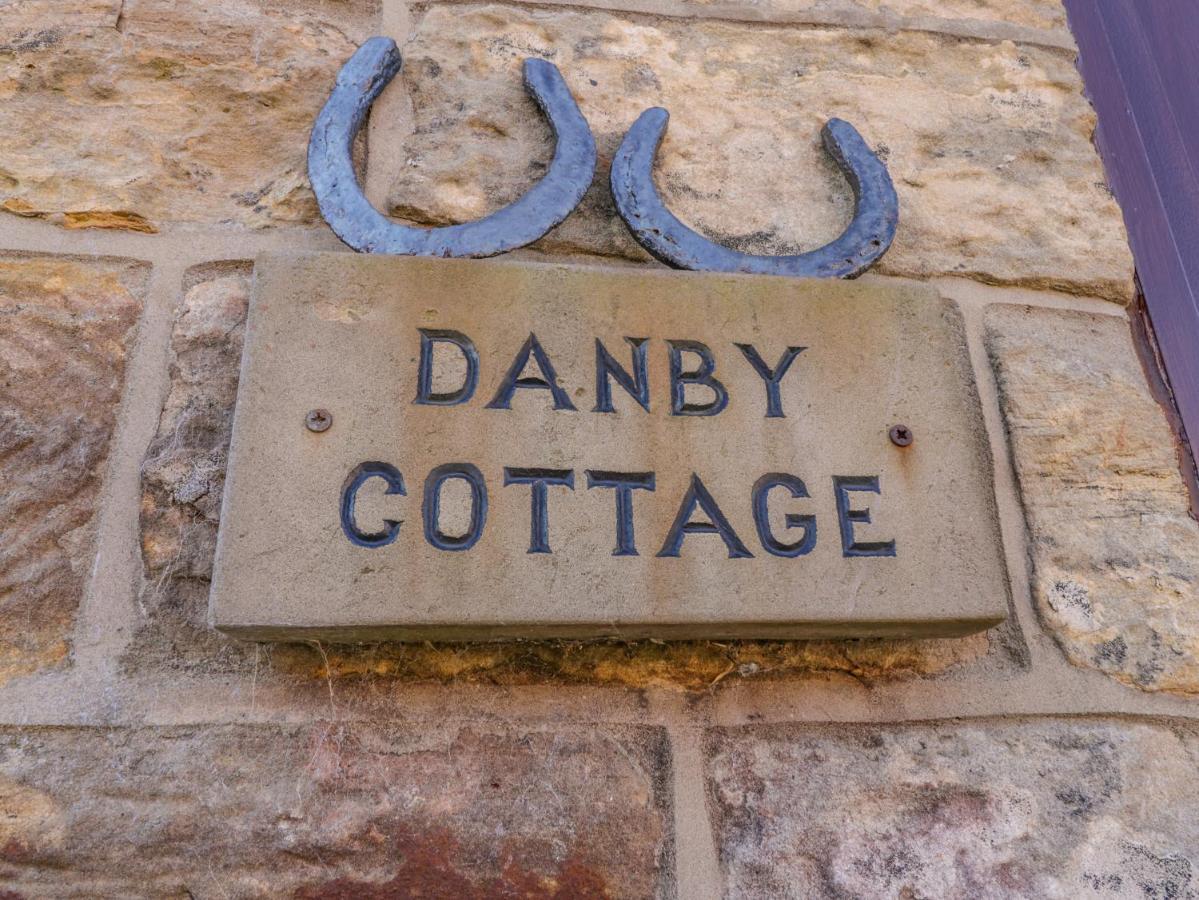 Danby Cottage Уитби Экстерьер фото