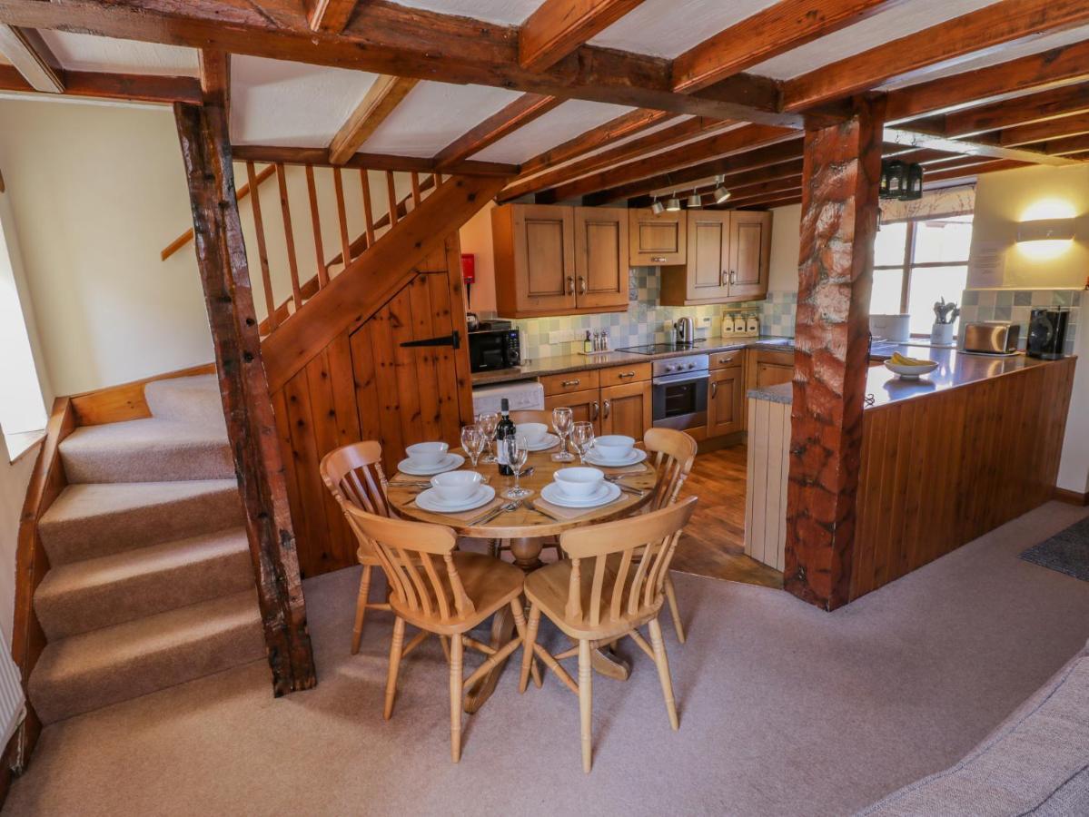 Danby Cottage Уитби Экстерьер фото