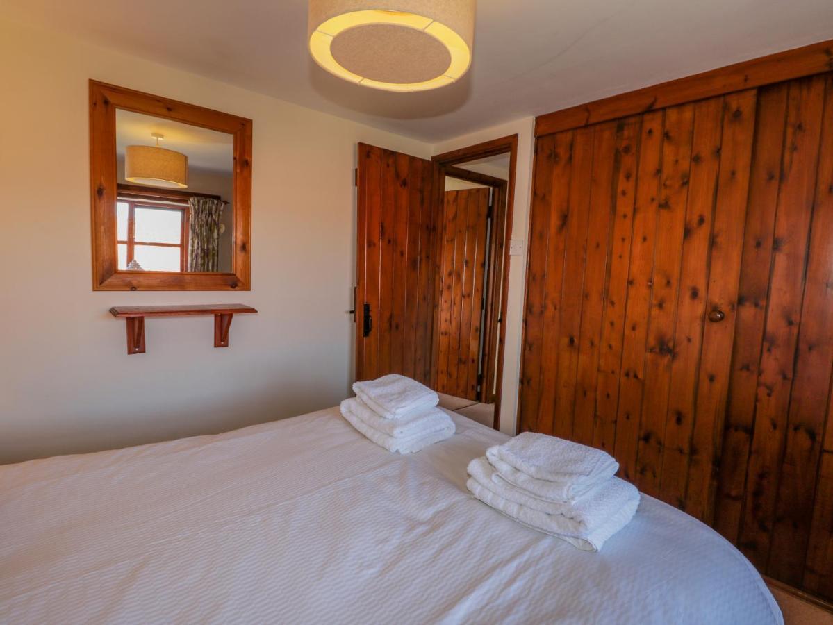 Danby Cottage Уитби Экстерьер фото
